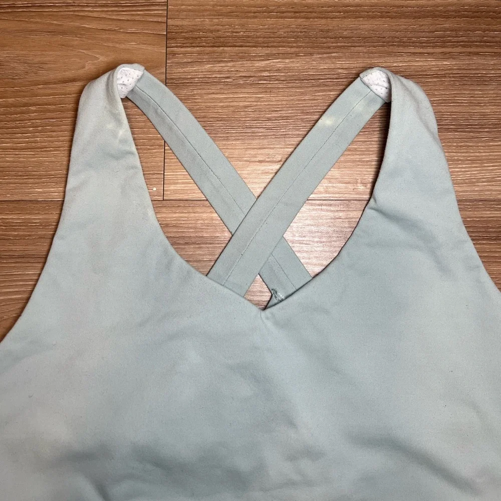Women’s Mint Green Sports Bra Size M - Picture 9 of 10